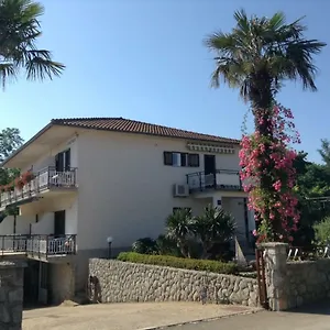 Dujmovic , Malinska Croazia